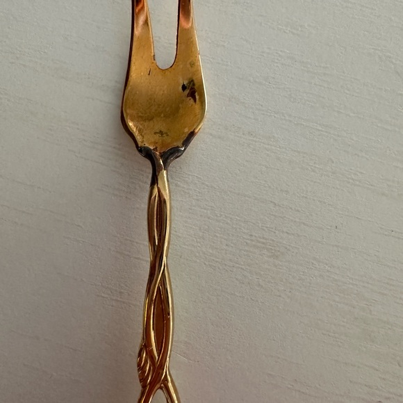 VINTAGE STAMPED NILS JOHAN E.R.NS. ALP. ORNATE COCKTAIL FORK - Picture 10 of 16